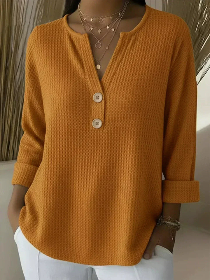 Lousia | T-shirt Henley z fakturą wytłaczaną i guzikami
